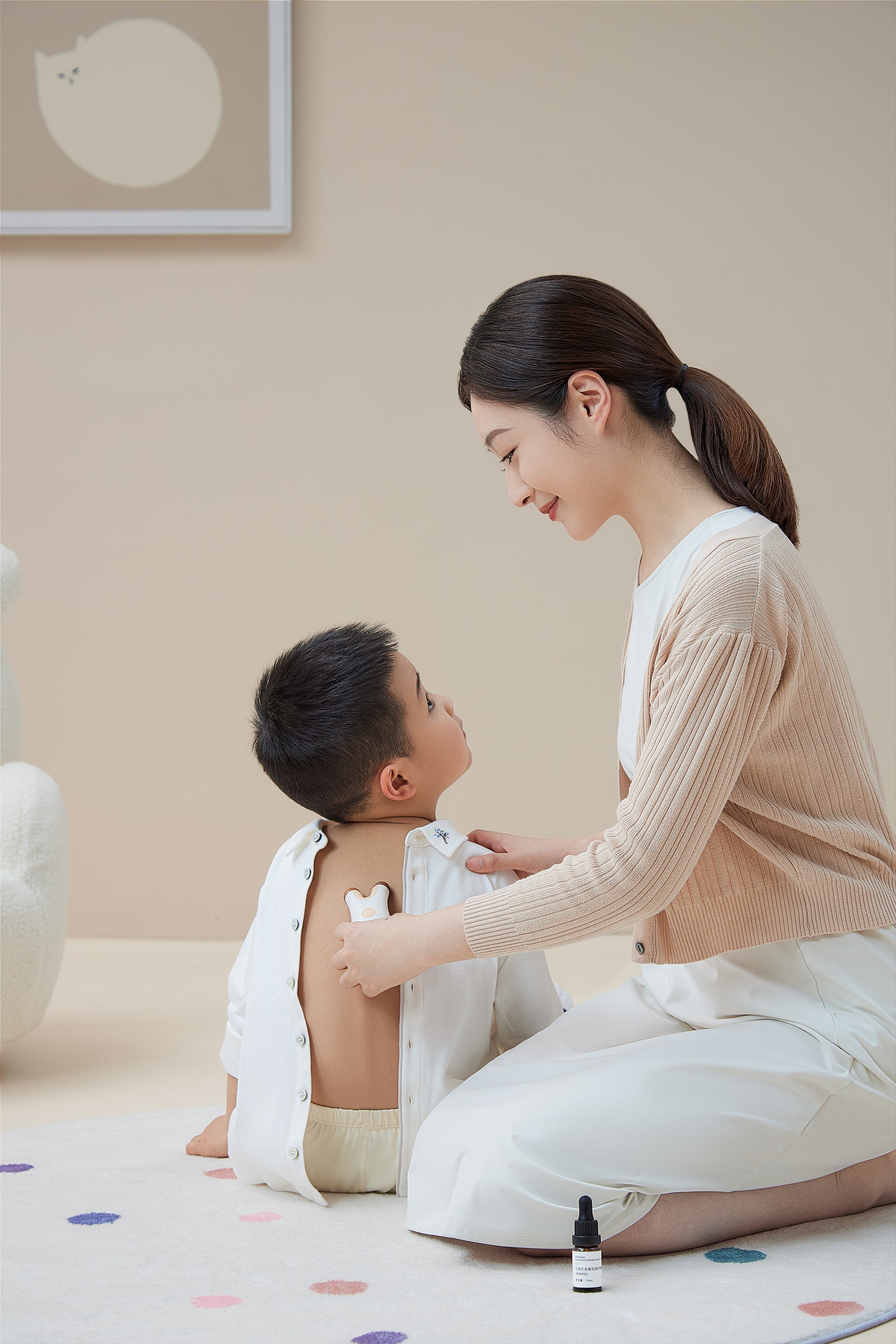 Aiyisheng Heated Bian Stone CozyBack Kids Gua Sha_5