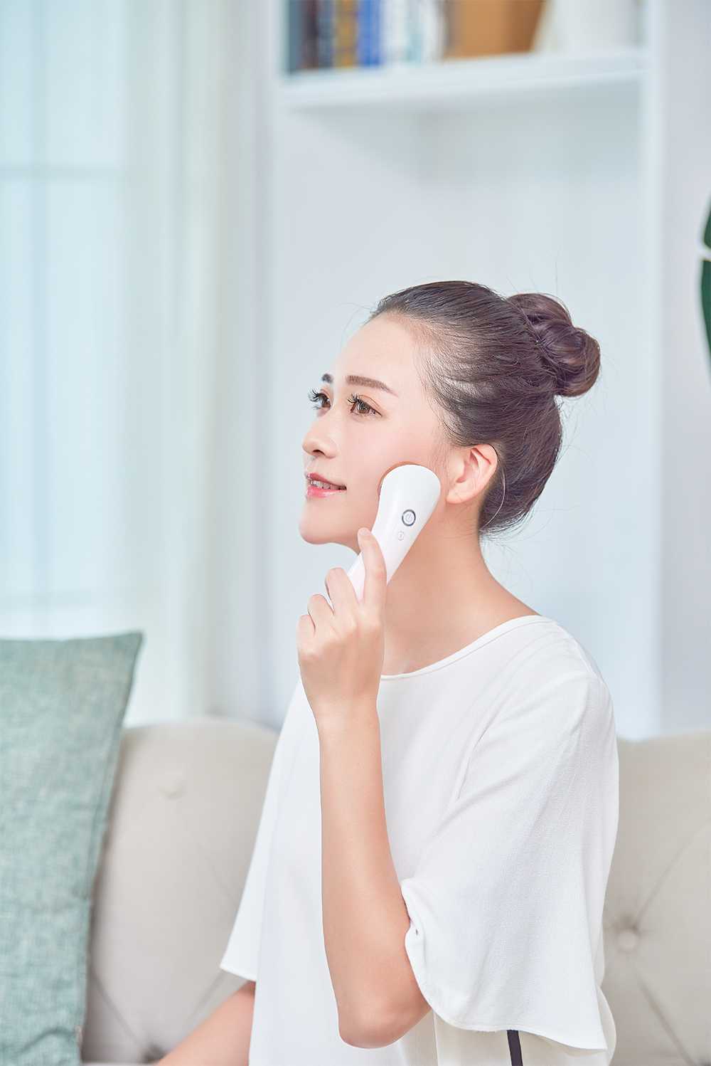 Aiyisheng Heated Bian Stone RadiantGlow Facial Beauty Tool_5